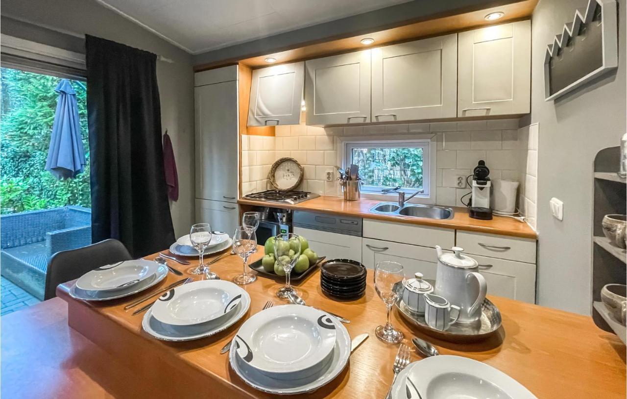 Awesome Home In Emst With Kitchen Экстерьер фото